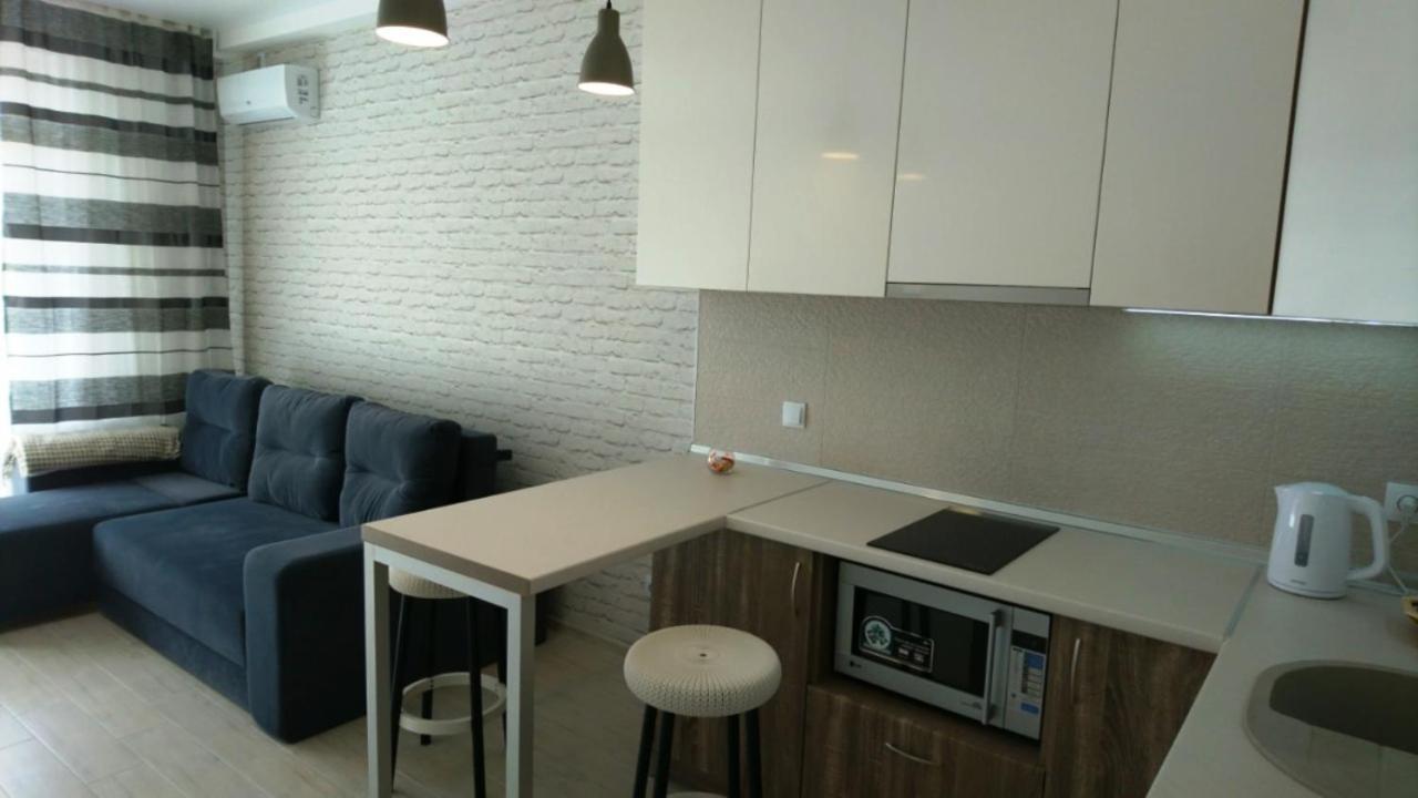 New England Deluxe Apartment Киев Екстериор снимка