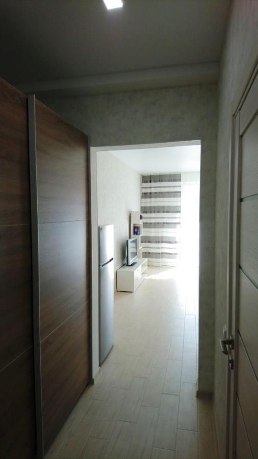 New England Deluxe Apartment Киев Екстериор снимка
